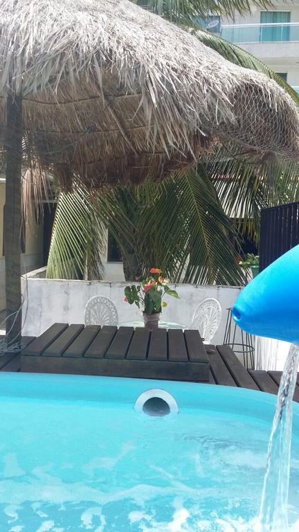 Suites Tropicana Guesthouse Кабу-Фриу Экстерьер фото